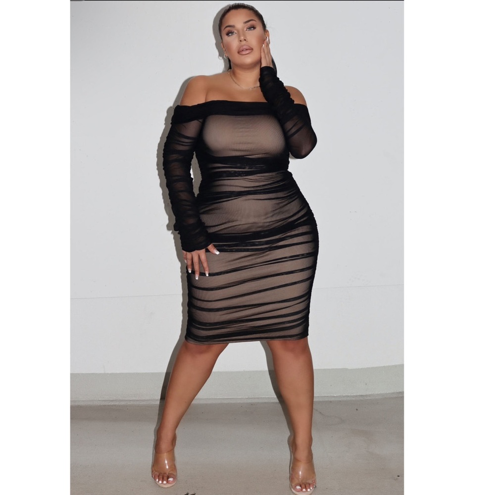 Ruched off shoulder midi dress